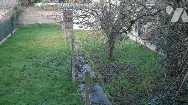 Rennes terrain à bâtir - Quartier Bréquigny - Terrain à bâtir de 394m² avec maison à abattre, f...