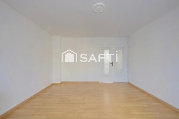 2 pièces lumineux au calme avec parking