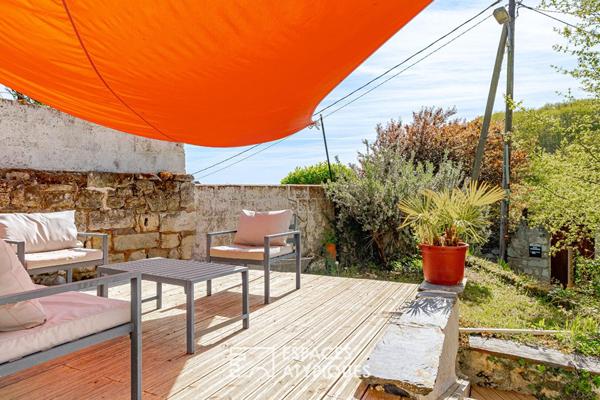 Habitat troglodytique au charme ligérien