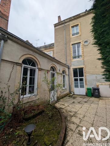 Maison à vendre 13 pièces 320 m² Le Mans