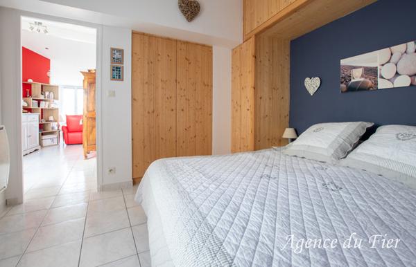 ARS EN RE, BEL APPARTEMENT LUMINEUX AVEC TERRASSE
