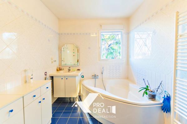 Maison contemporaine à vendre, 6 pièces - Genay 69730