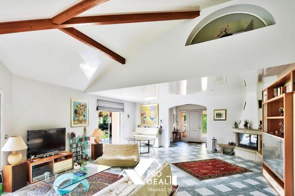 Maison contemporaine à vendre, 6 pièces - Genay 69730
