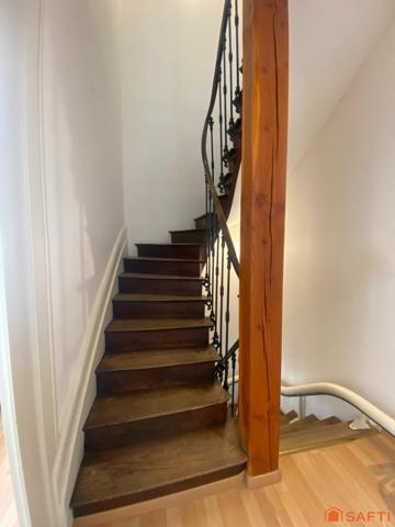 MAISON CENTRE VILLE - SAINT JEAN D'ANGELY