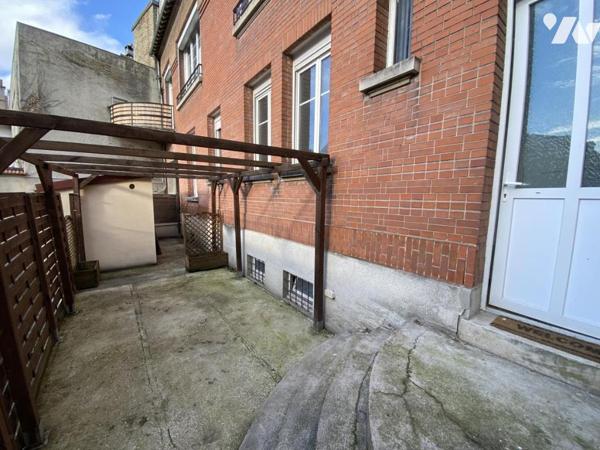 APPARTEMENT DE TYPE 2 AVEC TERRASSE