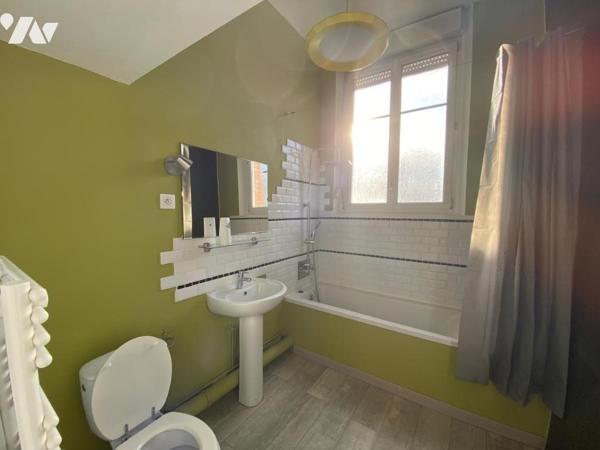 APPARTEMENT DE TYPE 2 AVEC TERRASSE