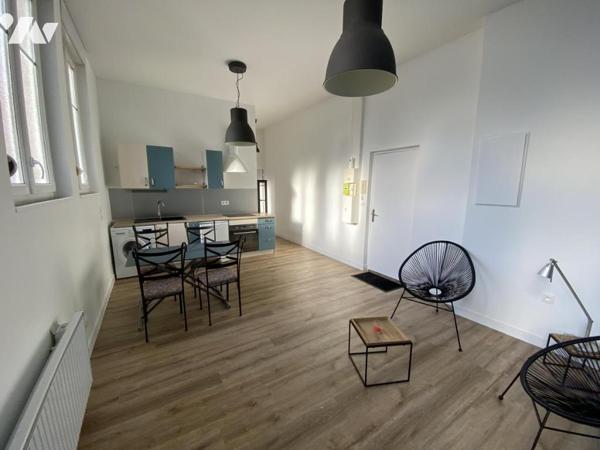 APPARTEMENT DE TYPE 2 AVEC TERRASSE