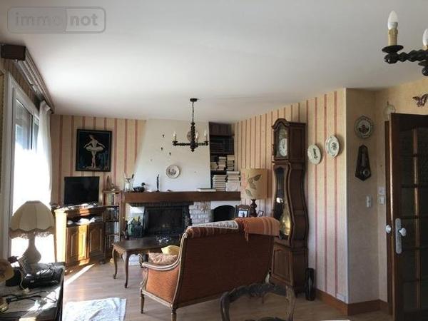 Maison à vendre à Feneu dans le Maine-et-Loire (49460), ref : 49031-2796