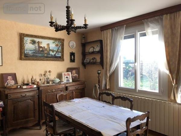 Maison à vendre à Feneu dans le Maine-et-Loire (49460), ref : 49031-2796