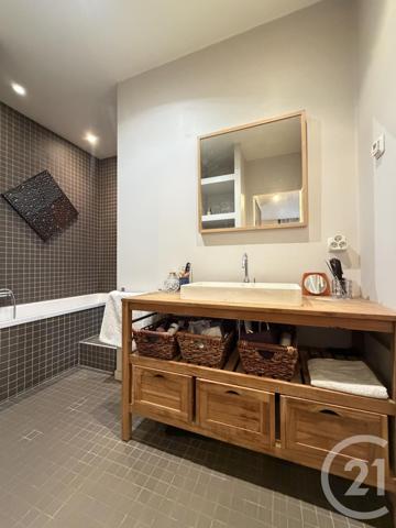Appartement T3 à vendre  3 pièces - 82,52 m2 LA PLAINE ST DENIS - 93