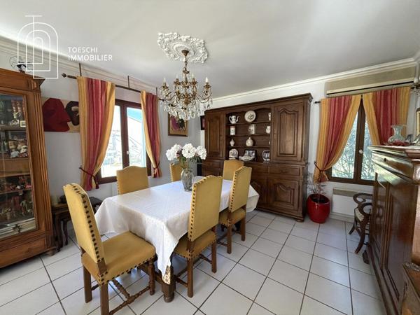 Maison familiale avec dépendance, 172 m² – Pont de Crau, Arles 588 000 €