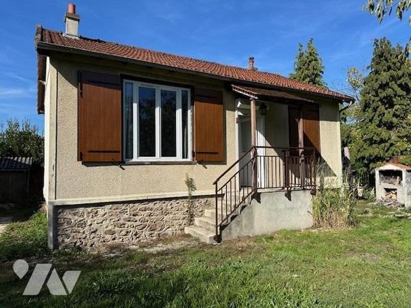 Maison de type 3 pièces édifiée sur une parcelle de terrain de 331 m² (division en cours)