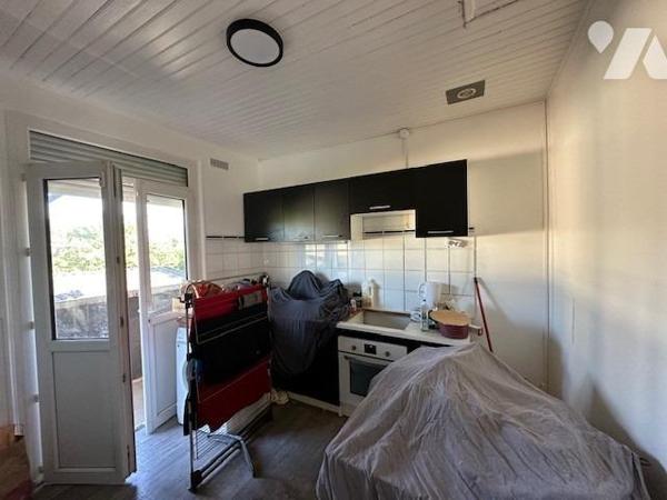 Maison de type 3 pièces édifiée sur une parcelle de terrain de 331 m² (division en cours)