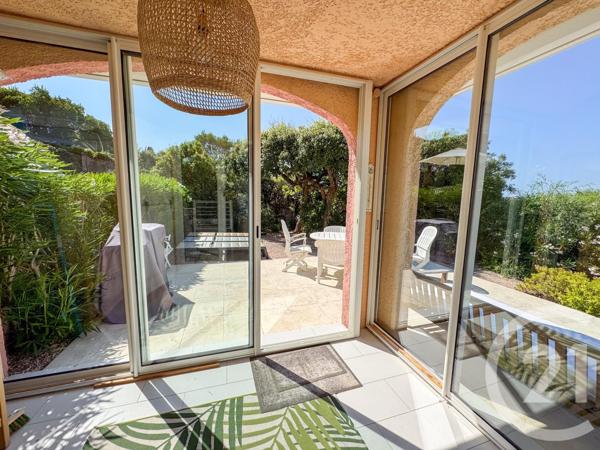 Appartement T3 à vendre  3 pièces - 49,59 m2 CAVALAIRE SUR MER - 83