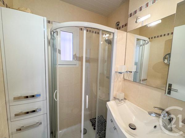 Appartement T3 à vendre  3 pièces - 49,59 m2 CAVALAIRE SUR MER - 83