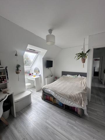 Mézières-en-Santerre (80110) Pavillon de 2020 - 129 m² avec jardin arboré et cloturé, garage et places de stationnement située entre Amiens