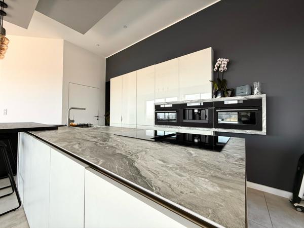 Lodève (34700) Villa contemporaine 215 m² habitables – Vue dominante – Classe énergétique A