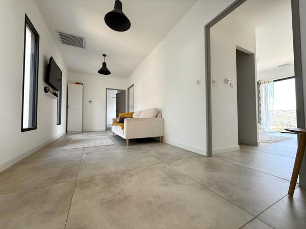 Lodève (34700) Villa contemporaine 215 m² habitables – Vue dominante – Classe énergétique A