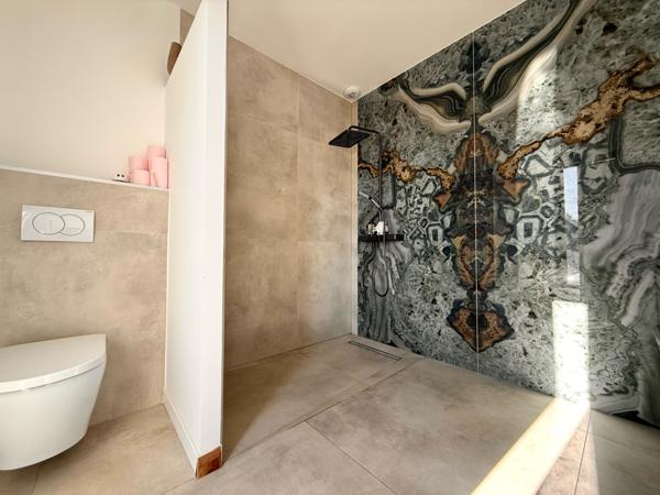 Lodève (34700) Villa contemporaine 215 m² habitables – Vue dominante – Classe énergétique A