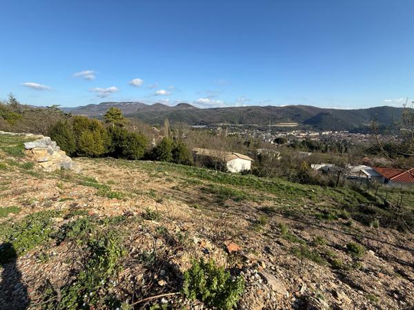 Lodève (34700) Villa contemporaine 215 m² habitables – Vue dominante – Classe énergétique A
