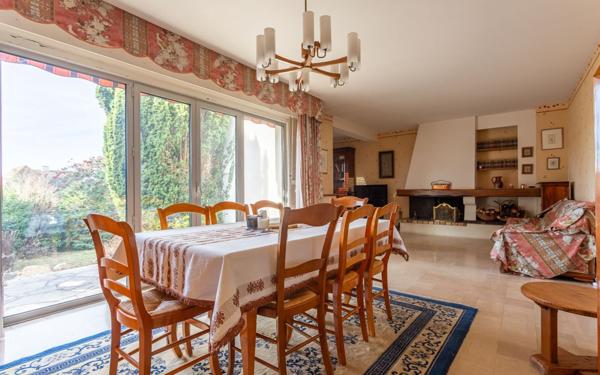 Maison à vendre    6 pièces • 203 m2 Montgeron