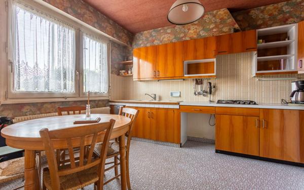 Maison à vendre    6 pièces • 203 m2 Montgeron