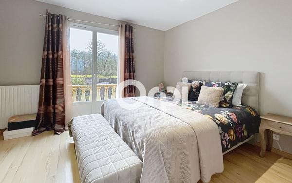 Maison à vendre    5 pièces • 159 m2 Saint-Pantaléon-de-Larche