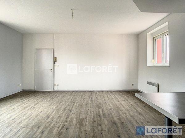 Location appartement Contrexéville - 2 pièce(s) - 52 m² - 465 €/mois