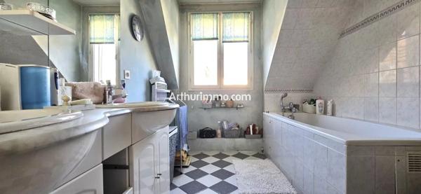 Vente Maison 6 pièces 120 m2 à Noiseau