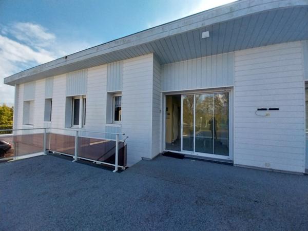 Maison  7 pièce(s)  4 chambre(s)  284 m²