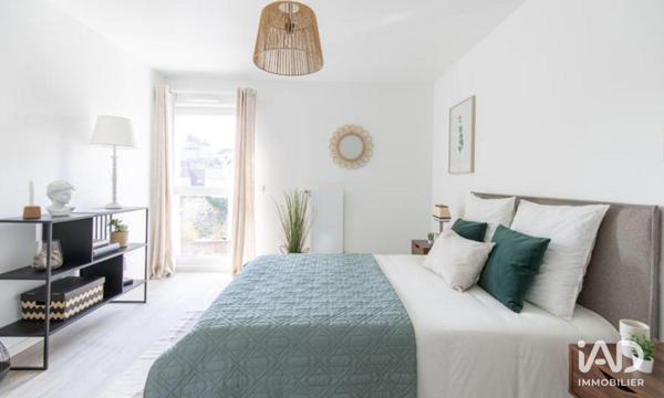 Appartement à vendre 4 pièces 80 m² Saint-Barthélemy-d'Anjou