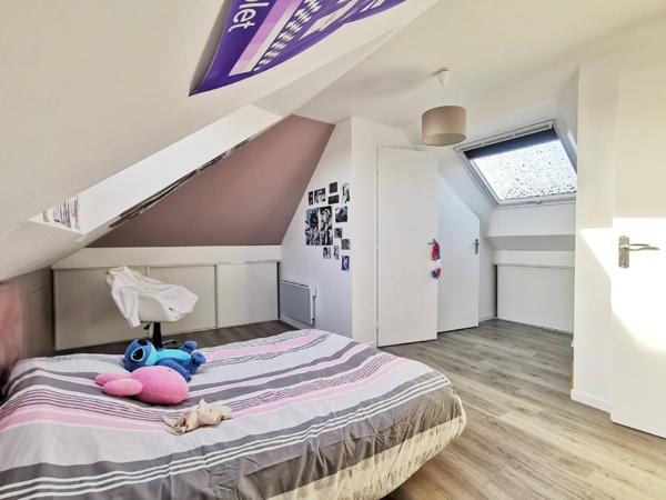 Magny-les-Hameaux (78114) Maison récente, en excellent état, au calme et aménagée avec goût