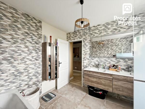 Maison Parempuyre  120m2 | Jardin 382m2 | Piscine | 369 000