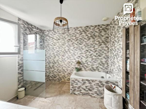 Maison Parempuyre  120m2 | Jardin 382m2 | Piscine | 369 000