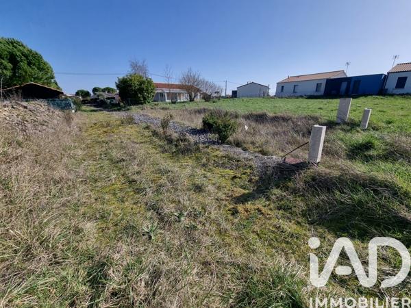 Terrain à vendre 2 377 m² Ruffec