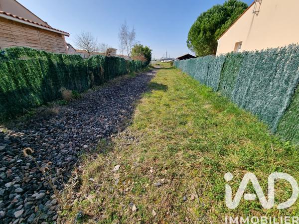 Terrain à vendre 2 377 m² Ruffec