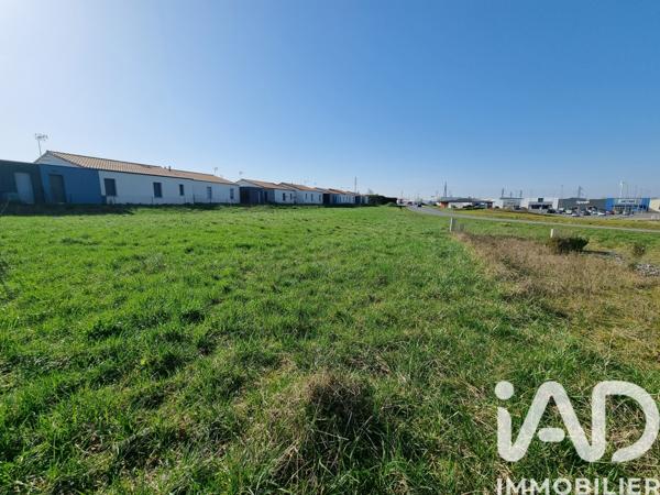 Terrain à vendre 2 377 m² Ruffec