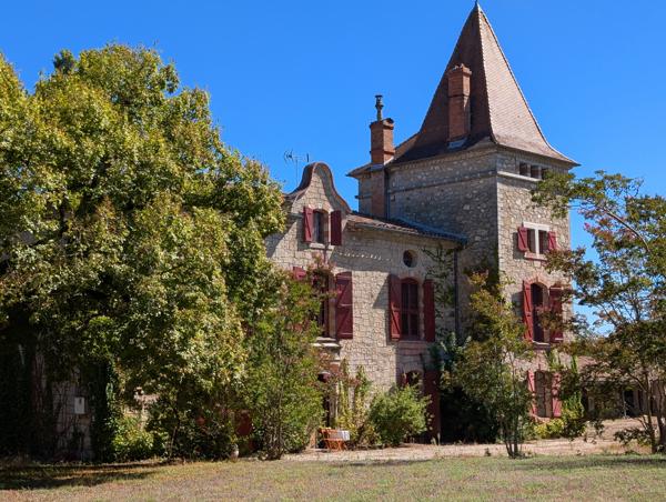 Chateau à vendre à Saint-Paul-Cap-de-Joux (81220) - Tarn