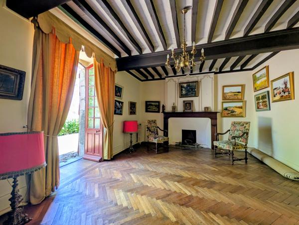 Chateau à vendre à Saint-Paul-Cap-de-Joux (81220) - Tarn