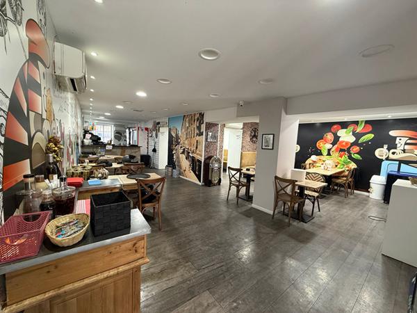 A VENDRE - DROIT AU BAIL - EMPLACEMENT N°1 - RUE FESCH - AJACCIO