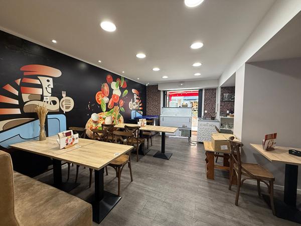 A VENDRE - DROIT AU BAIL - EMPLACEMENT N°1 - RUE FESCH - AJACCIO