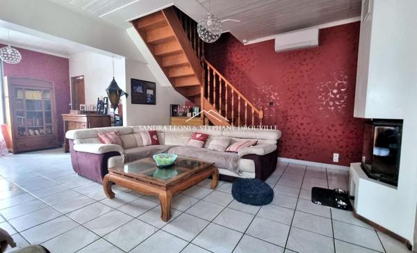 PROCHE MAINTENON - MAISON AUTHENTIQUE DE 166 M², 7 PIECES AVEC DEPENDANCE