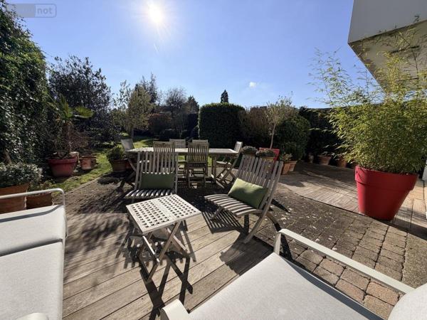 Maison à vendre à Amiens dans la Somme (80000), ref : 80004-1232   
Henriville