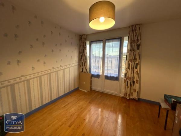 Appartement à louer 4 pièces 74.41m²