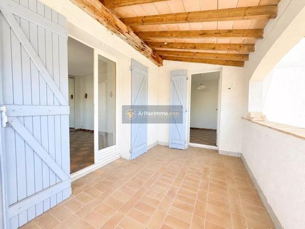 Vente                                                      Villa
                        
                     7 pièces                      135 m2                     à Saint-Raphaël