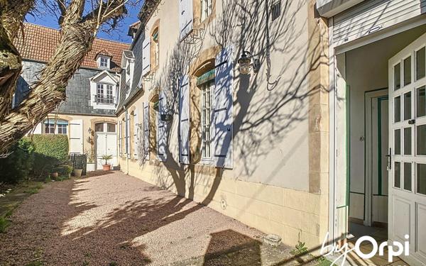 Maison à vendre    6 pièces • 205 m2 Montaigut