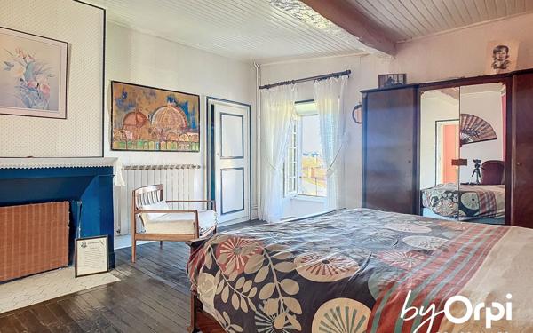 Maison à vendre    6 pièces • 205 m2 Montaigut