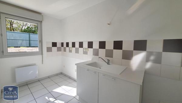 Appartement à louer 3 pièces 63.7m² Châlons-en-Champagne (51000)