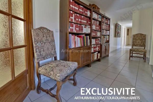 Vente Maison 5 pièces 149 m2 à La Tour-du-Pin