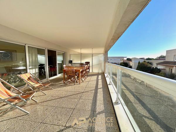 T3 - Grande Terrasse - Minimes €364 000 ** - Référence MR664